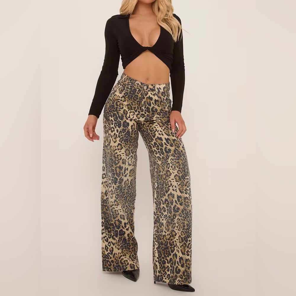 High Waist Diamante Detail Straight Leg Jeans